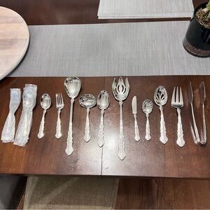 Reed & Barton Stainless steel Serving Utensils Set for 6 people, 27 pieces